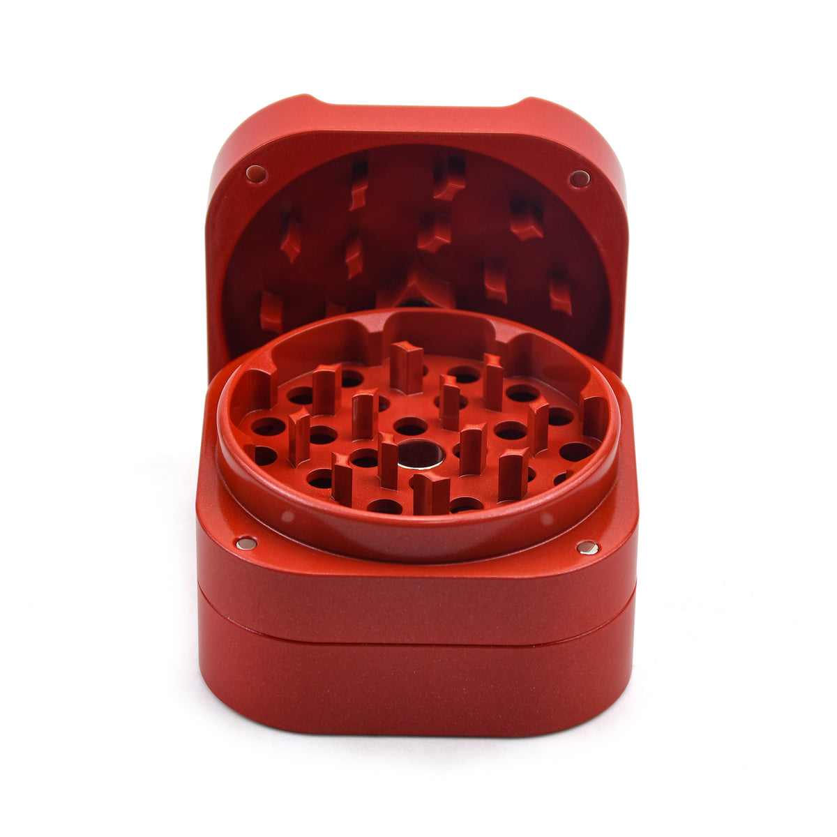 Roter Square Grinder mit aufgestelltem Deckel