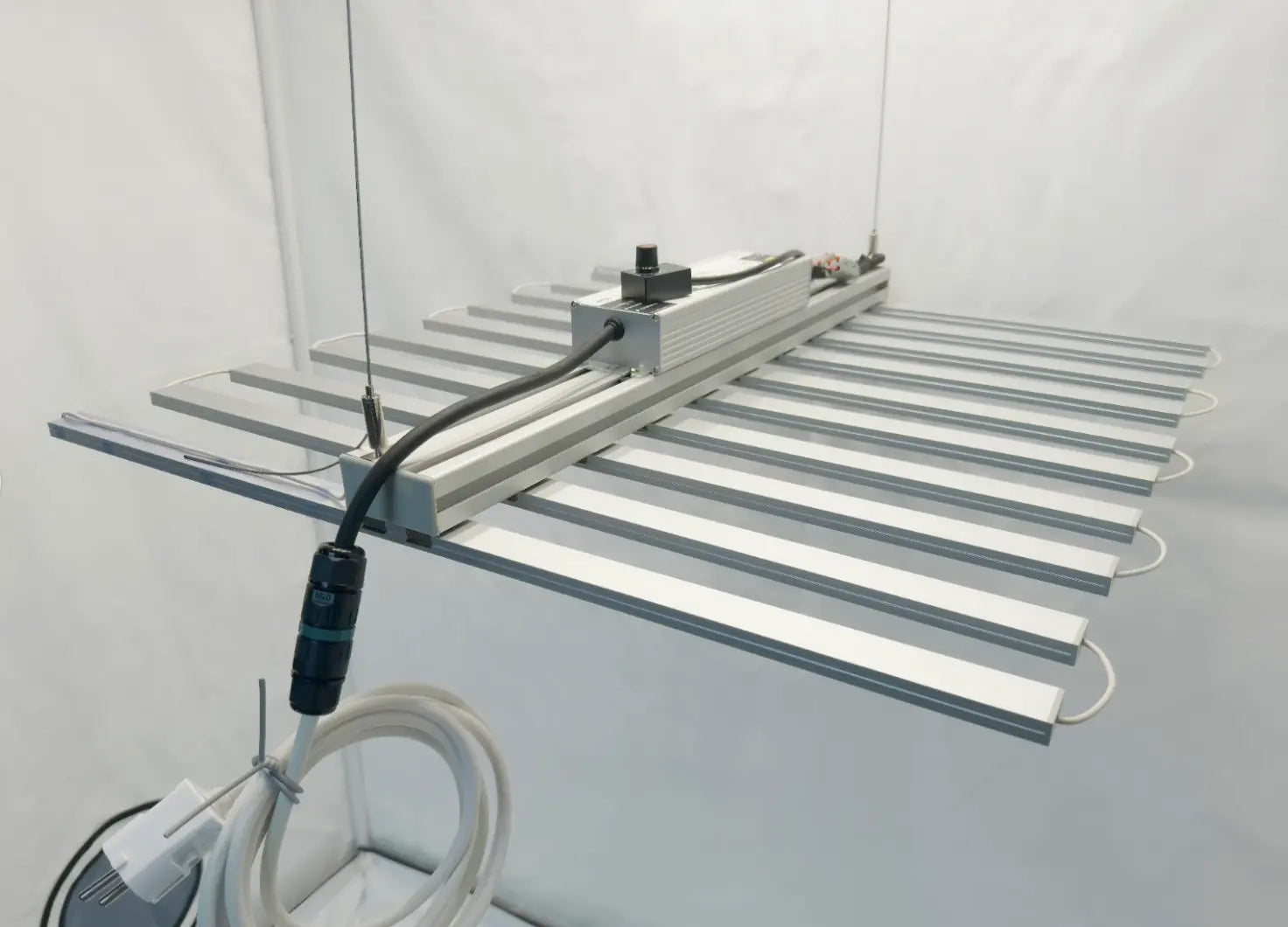 Grow LED Lampe  180W  |  Mean Well | LM301h | Optimale Lichtverteilung Gebo Gefti hydroponics