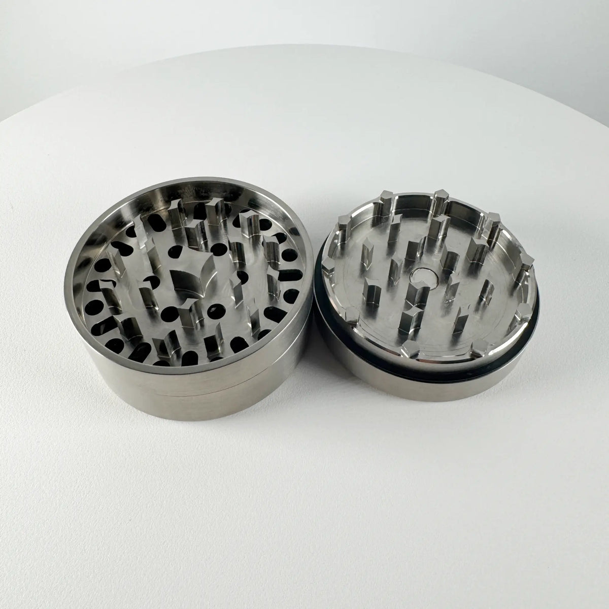Titan Grinder 62mm Vollmaterial | 3-Lagen-Kräutermühle für maximale Effizienz Gebo Gefti hydroponics