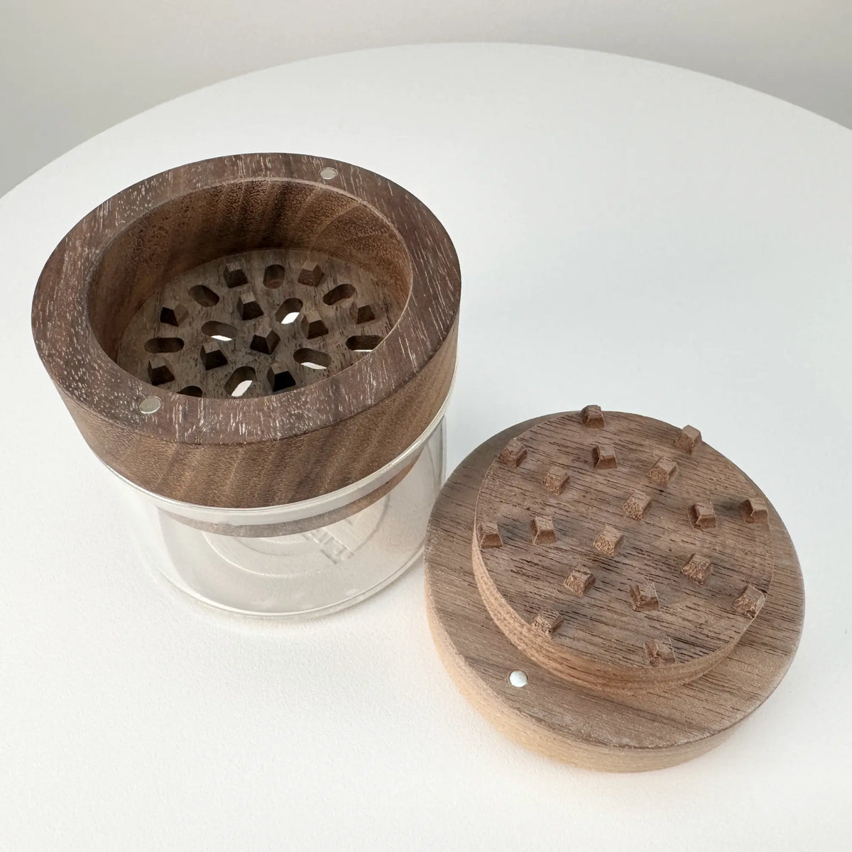 Hochwertiger Grinder aus Walnussholz und Glas – 57 x 64 mm Gebo Gefti hydroponics